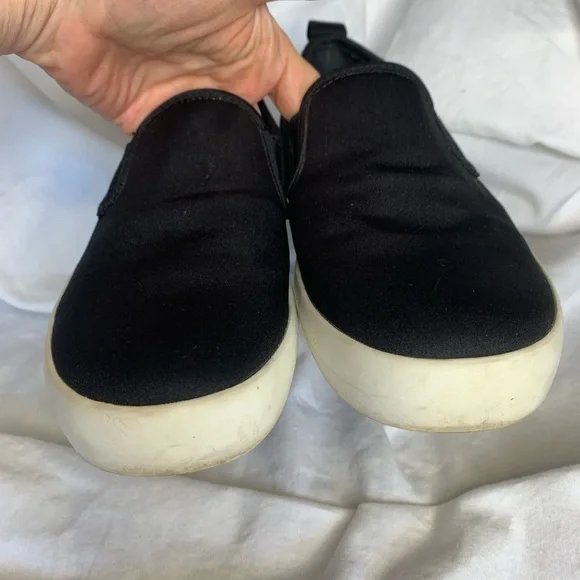 Call It SPRING - Picture 3 of 8